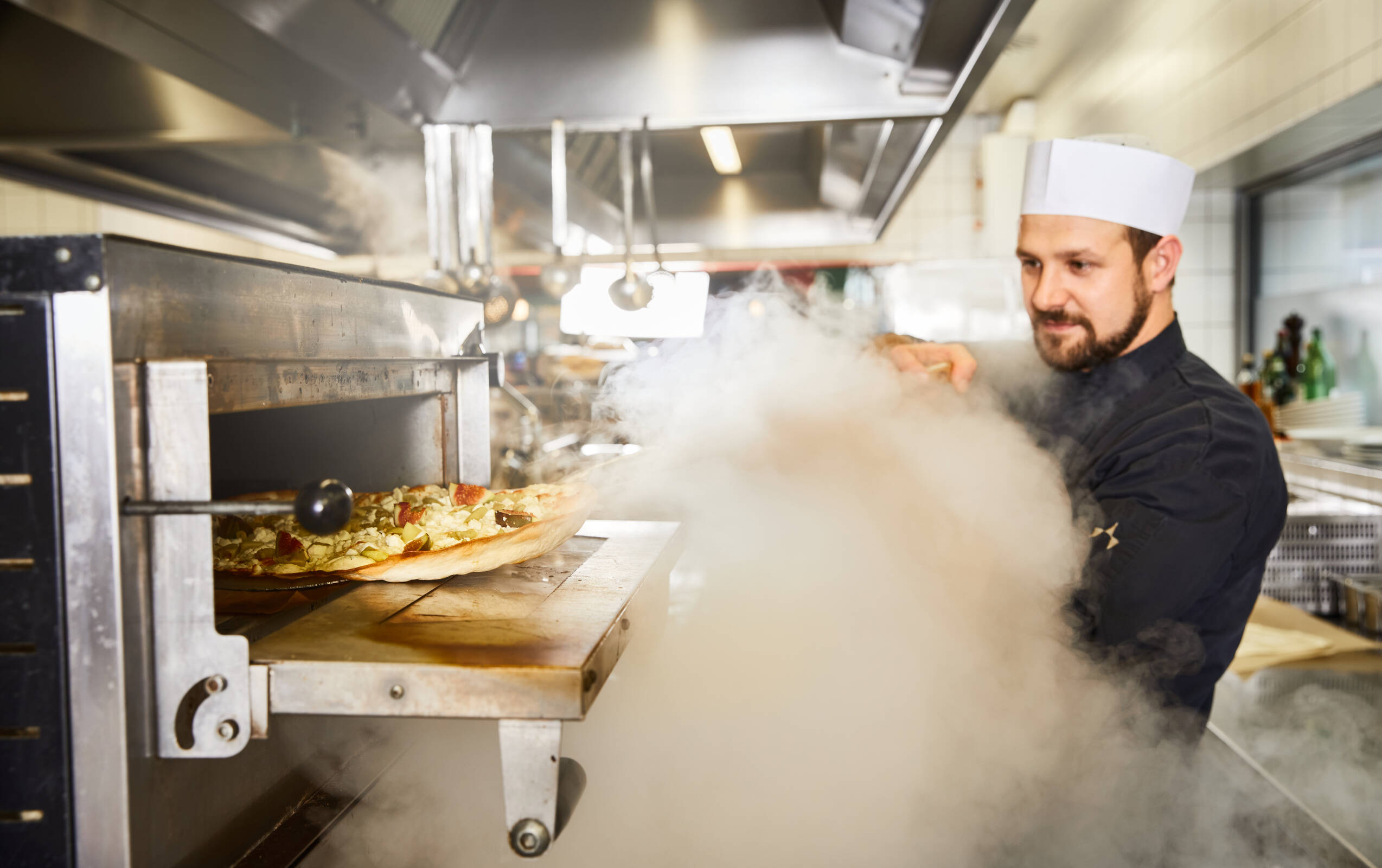 Food People Kueche Flammkuchen 02 F3 2021 035
